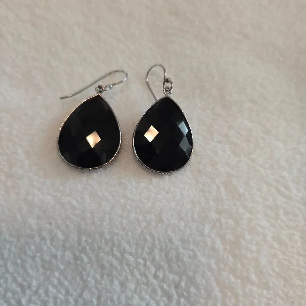 SALE! Black Onyx Earrings - Picture 2 of 3